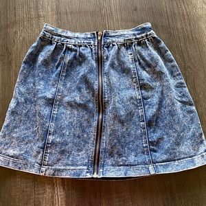 CHOCOLATE | acid wash denim skirt